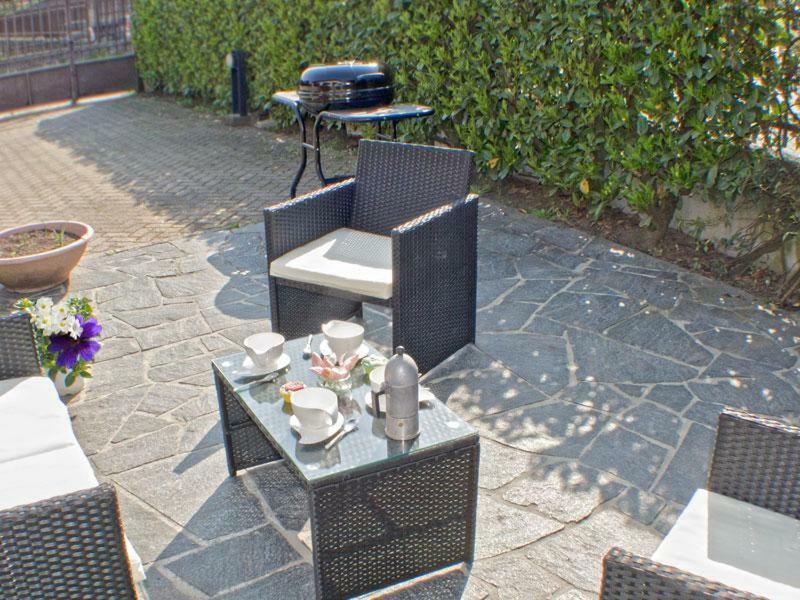 Villa Iris -Pet Friendly Stay - Garden - Private Parking- Bike Friendly Holiday House Colico Ngoại thất bức ảnh